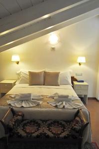 Baby Bed and Breakfast - 56