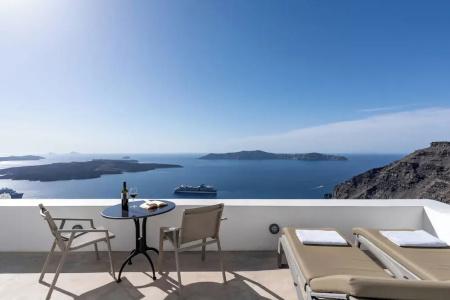 Cliff Side Suites - 113