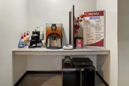 Best Western Plus Gen X Inn - 5