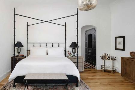 Commodore Perry Estate, Auberge Collection - 65