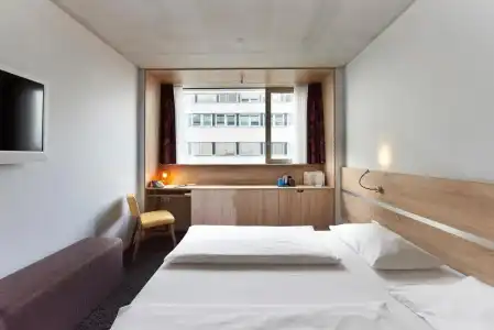 Simm’s – the citynext to Metro U3 - 24