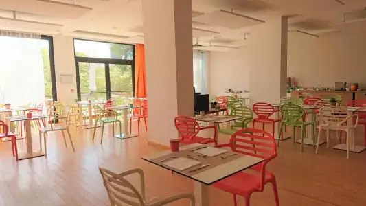 C Suites - 45