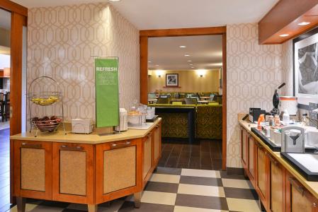 Hampton Inn & Suites By Hilton Calgary- University Northwest - 43