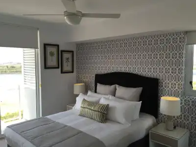 Riviera Mackay - 3