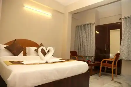 Soundarya - 76