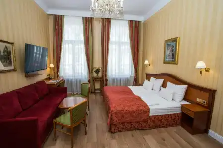 Opera Suites - Self Check-in - 16
