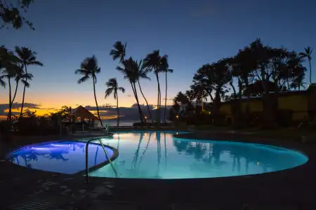 Napili Kai Beach Resort - 9