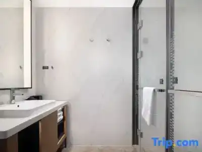 Hampton by Hilton Futian Huaqiangbei - 40