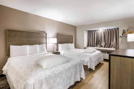 Red Roof Inn PLUS+ & Suites Savannah - I-95 - 46
