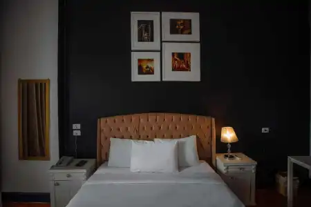 The Square Boutique - 7