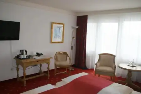 Sure by Best Western Rhoen Garden - 125