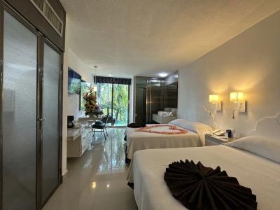Plaza Caribe - 166