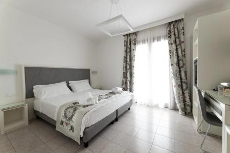 Adria - 15
