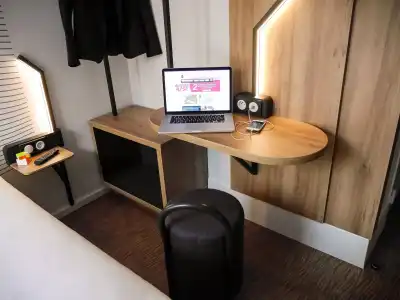 B&B Lille Centre Grand Palais - 2