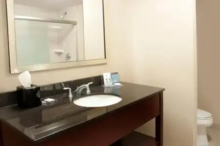 Hampton Inn by Hilton Brampton Toronto - 57