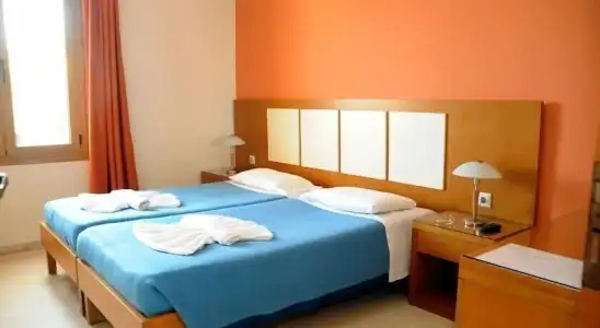 Esperides Beach Apartments - 5