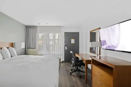 Vagabond Inn Glendale - 2