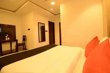 Grand Lotus Inn - 64