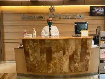 Plaza - 11