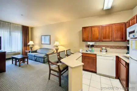 Staybridge Suites Laredo International Airport by IHG - 9