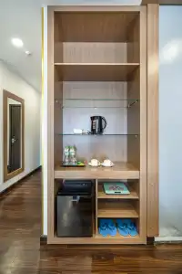 Emerald Central - 105
