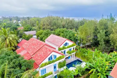 Life Beach Villa - 33