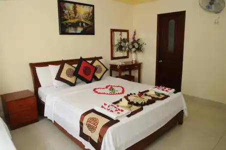 RedDoorz Plus @ Pham Ngu Lao 2 - 3
