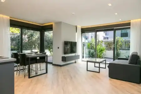 Z-Suites - 6