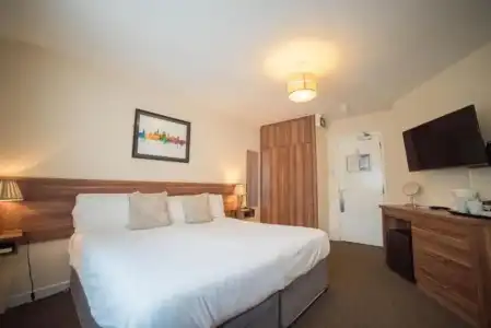 Red Mullions Guest House - 71