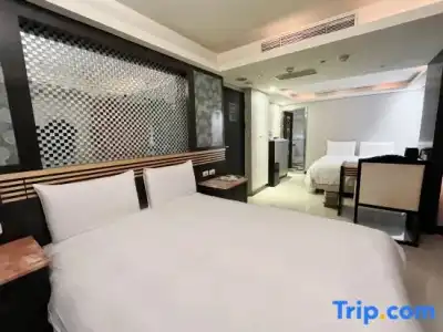 81 Premier Hollywood - 26