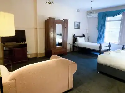 The Macquarie - 119