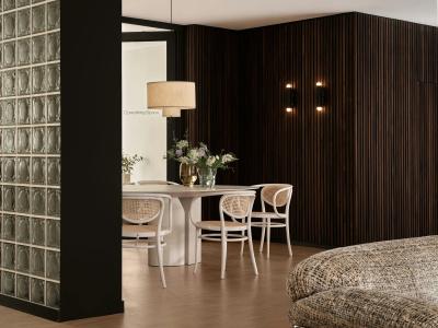 Bob W Munich Schwabing - 17