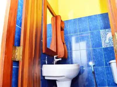 Summer Breeze Guest House - 10
