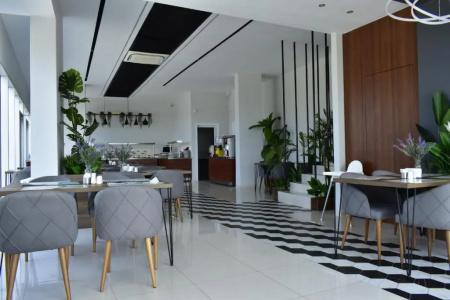 Green Hills Suites - 33