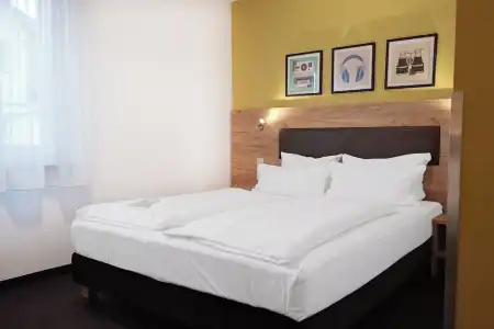 Garner Stuttgart - Zuffenhausen by IHG - 101