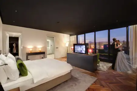 Crowne Plaza Podgorica, by IHG - 1