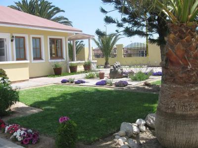 Cornerstone Guesthouse - 7