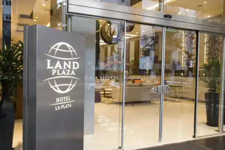 Land Plaza la Plata - 19