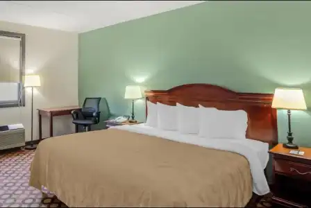 Quality Inn Enola - Harrisburg - 36