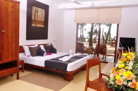 Pandanus Beach Resort & Spa Resort - 12