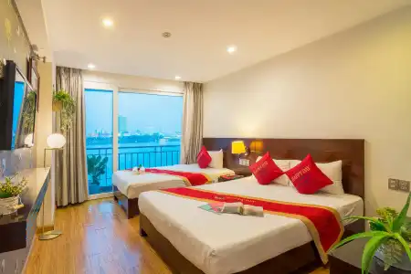 Happy Day Riverside & Spa Danang - 4