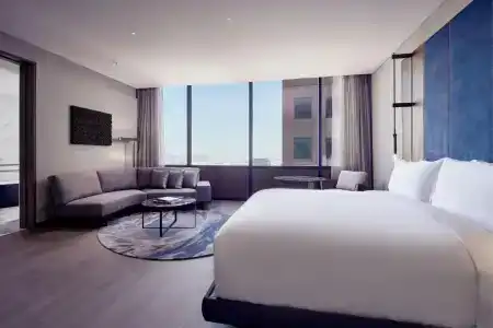 The Ritz-Carlton, - 88