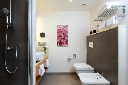NYX Milan - 10