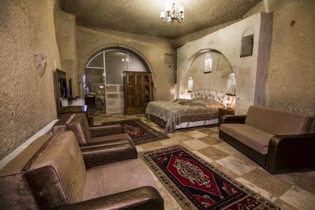 Roma Cave Suite - 18