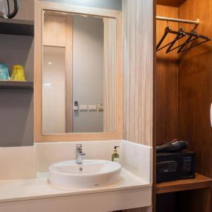 iCheck inn Gems Center Silom - 39
