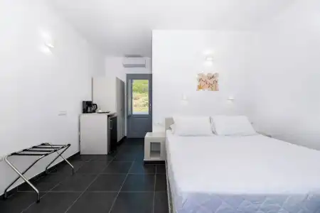 Pancratium Villas & Suites - 41