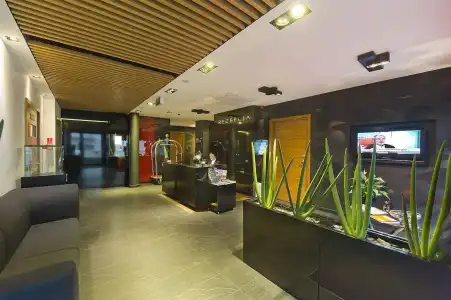 Bayjonn Boutique - 2