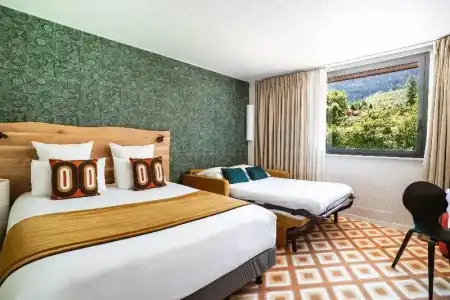 Big Sky & Spa - 47