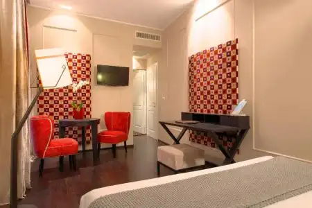 Stendhal & Luxury Suites - 6