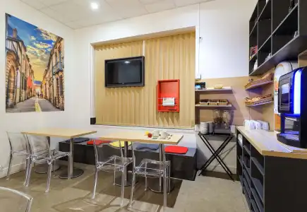 B&B Dijon Centre - 5